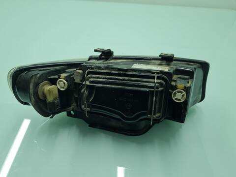 Foto 2ª: Faro Izquierdo Seat Toledo 1.9 TDI 110CV 81KW [ASV] (2003)