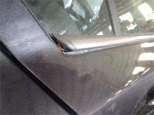 Foto 3ª: Puerta Trasera Derecha Opel Astra 1.9 CDTI [Z 19 DT]
