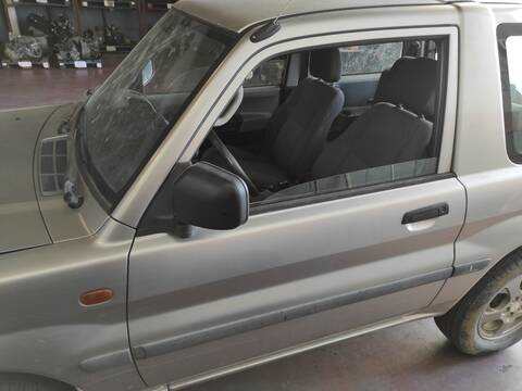 Puerta Delantera Izquierda Mitsubishi Montero 4G93