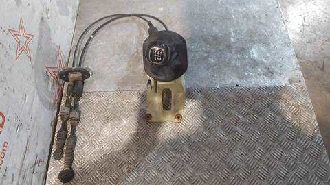 Foto 3ª: Palanca de Cambio Kia Sportage EMOTION 4X2 116CV 85KW [D4FD] (2013)