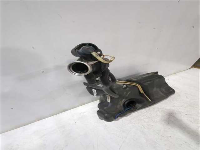 Foto 3ª: Deposito de Combustible Volkswagen Polo 1.9 SDI 64CV [ASY] (2001)