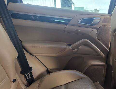 Tapizados Cartoneras Porsche Cayenne M059E AUT.