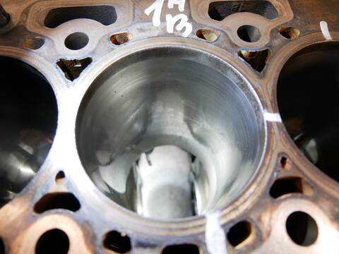 Bloque Motor Ford Transit 130 CV 96KW