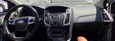 Salpicadero Ford Focus TREND 116CV 85KW