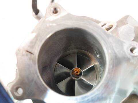 Turbocompresor Audi Q7 DWR 507 CV 373KW