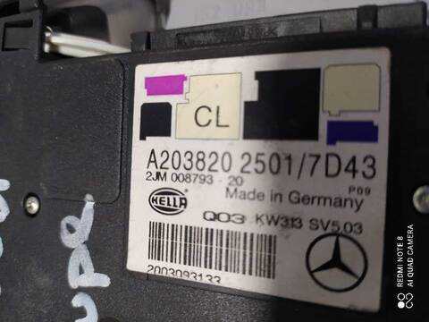 Foto 3ª: Luz Interior Mercedes Clase C 160 COUPE 129CV 95KW (2000)