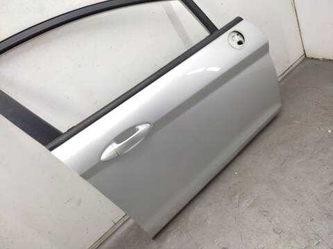 Foto 3ª: Puerta Delantera Derecha Ford Fiesta 1.25 82CV 60KW [SNJD] (2016)