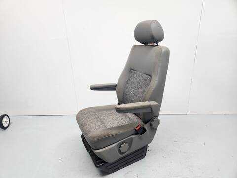 Foto 4ª: Asiento Delantero Derecho Volkswagen Transporter T5 COMBI FURGONETA TECHO MEDIO ELEVADO [AXD] (2005)