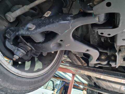 Brazo Suspension Delantero Derecho Land Rover Range V6 TD HSE 245CV 180KW