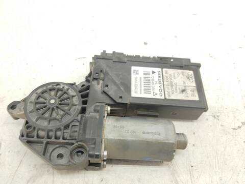 Foto 1ª: Elevalunas Eléctrico Trasero Izquierdo Audi A4 BERLINA 116CV 85KW [BRB] (2006)