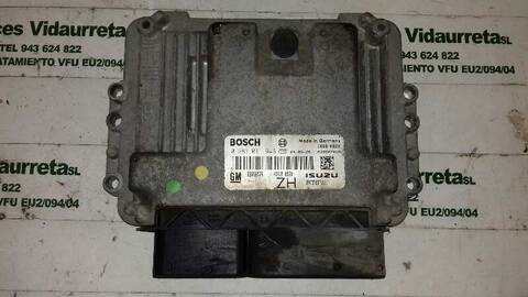 Centralita Motor ECU Opel Astra 1.7 16V CDTI BERLINA 101CV 74KW