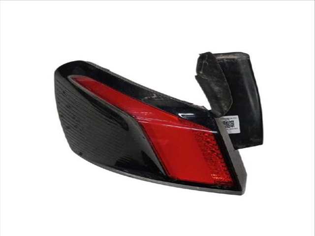 Foto 2ª: Piloto Trasero Izquierdo Peugeot 3008 1.2 THP/ PURETECH 130 MRHNSM MRHNSU MRHNSJ MRHNYW ... (2016)