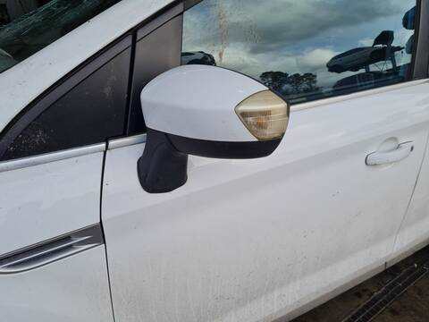 Retrovisor Izquierdo Ford Kuga TITANIUM S 4X2 140CV 103KW
