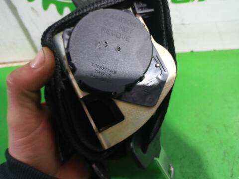 Foto 3ª: Cinturón Trasero Izquierdo Ford Focus TREND 101CV [FFDA] (1998)