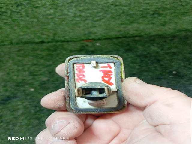 Foto 3ª: Piloto Lateral Derecho Nissan Trade 3.0 TD 100 [BD30T] (1999)