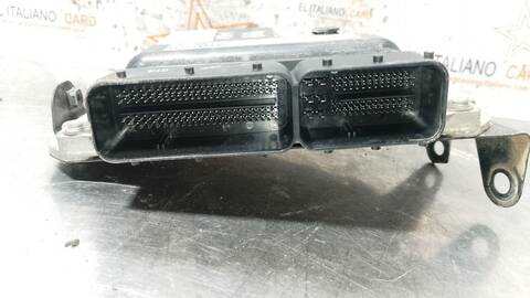 Foto 3ª: Centralita Motor ECU Mitsubishi ASX CHALLENGE 2WD 116CV 85KW [4N13] (2010)