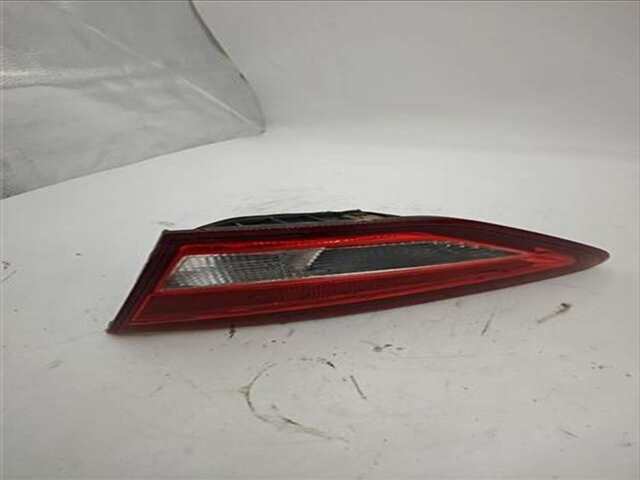 Foto 2ª: Piloto Portón Derecho Seat Leon 1.6 ERENCE [1.6 LTR. - 85 KW TDI] [DGT]