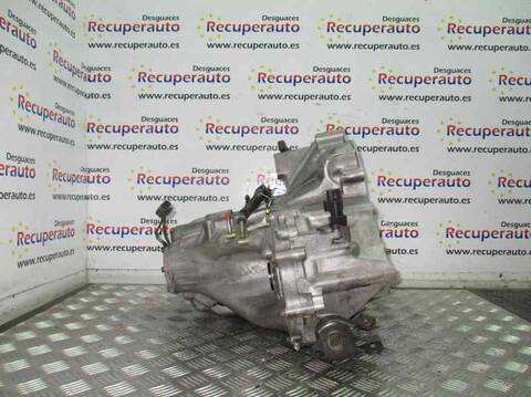 Foto 3ª: Caja Cambios Nissan Primera CD20T BERLINA (2000)