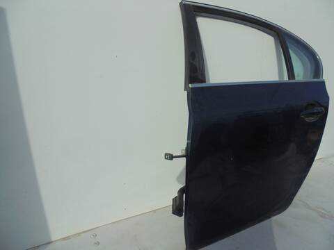 Foto 3ª: Puerta Trasera Izquierda Bmw Serie 5 518 530D BERLINA 231CV 170KW [306D3 D] (2006)