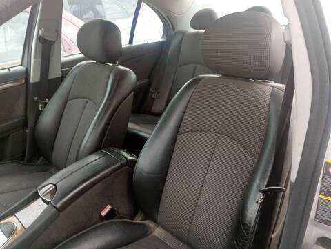 Foto 1ª: Asientos Traseros Mercedes Clase E 180 E 320 CDI 211.026) BERLINA 204CV 150KW [648961] (2004)