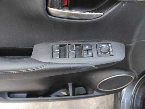 Botonera Elevalunas Lexus NX 2ARFXE