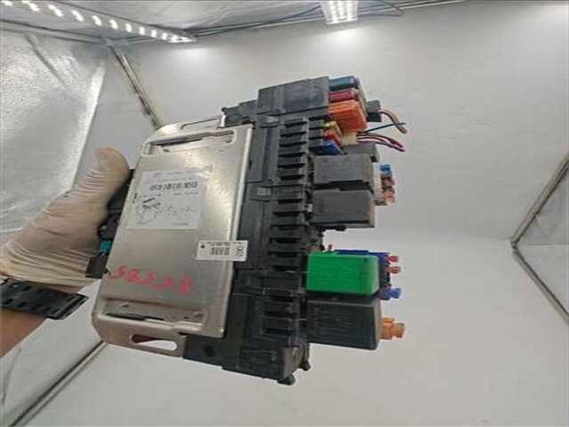 Caja Reles Fusibles Mercedes Clase S 220 3.2 320 (220.065) [3.2 LTR. - 165 KW V6 18V CAT]