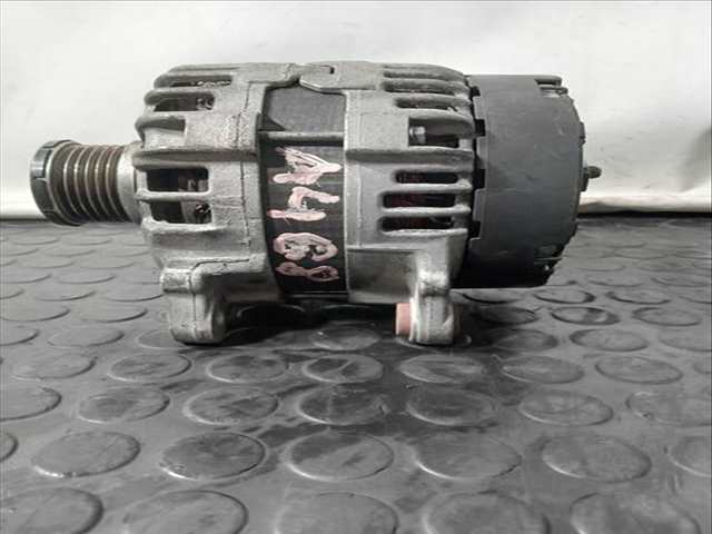 Foto 2ª: Alternador Audi A4 BASIS 2 16V TDI 143CV (2008)