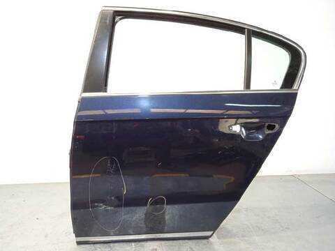 Puerta Trasera Izquierda Volkswagen Passat ADVANCE BLUEMOTION 140CV 103KW