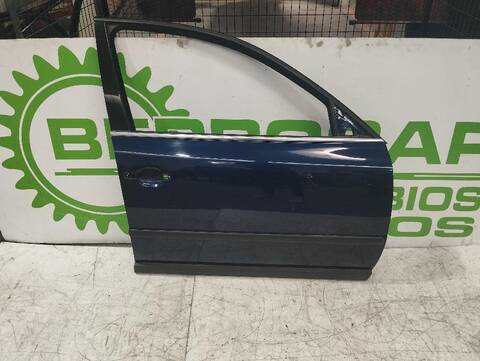 Puerta Delantera Derecha Volkswagen Passat 1.6 102CV
