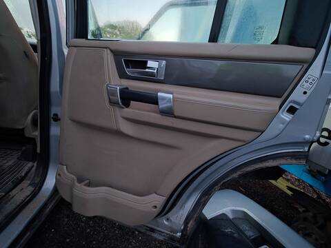 Tapizados Cartoneras Land Rover Discovery 306DT AUT.