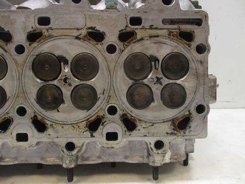 Foto 3ª: Culata Chrysler Voyager ENC (2006)