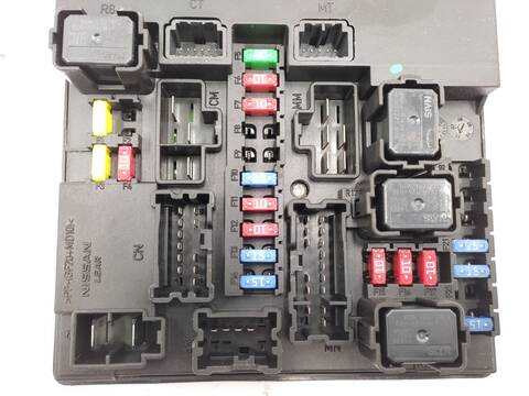 Foto 3ª: Caja Reles Fusibles Nissan Leaf 109CV 80KW [EM61] (2012)