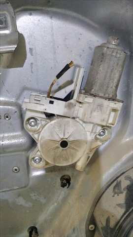 Foto 3ª: Elevalunas Eléctrico Delantero Izquierdo Ford C Max 1.6 DIESEL [D/HHDA] (2006)