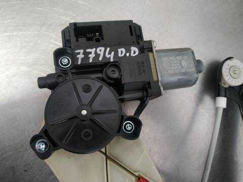 Foto 2ª: Elevalunas Eléctrico Delantero Derecho Volkswagen Polo ADVANCE 90CV 66KW [CAY] (2012)