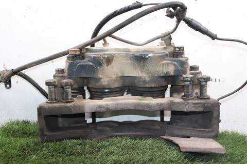 Foto 2ª: Pinza Freno Delantera Derecho Nissan Atleon CUMMINS D- IBSE4 185 2002