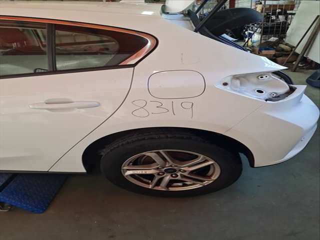 Aleta Trasera Izquierda Ford Focus TITANIUM 120CV 88KW
