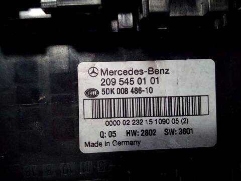 Foto 2ª: Caja Reles Fusibles Mercedes Clase C 160 220 CDI 203.006) BERLINA 143CV 105KW [611962] (2005)