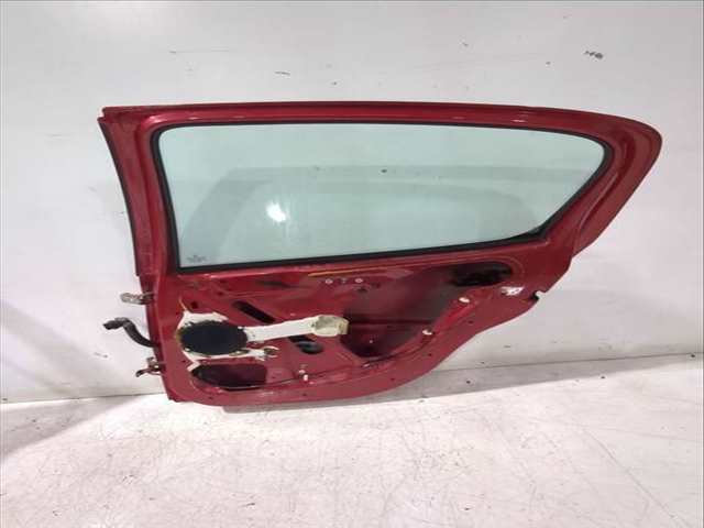 Foto 3ª: Puerta Trasera Derecha Peugeot 206 1.4 HDI ECO 70 HATCHBACK 68CV 50KW [8HX (DV4TD),8HZ (DV4TD)] (2005)