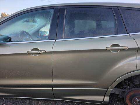 Puerta Trasera Izquierda Ford Kuga VIGNALE 179CV 132KW