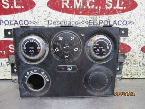 Foto 1ª: Mando Calefacción A. A. Suzuki Grand Vitara 1.9 DDIS TD 129CV 95KW [F9Q] (2007)