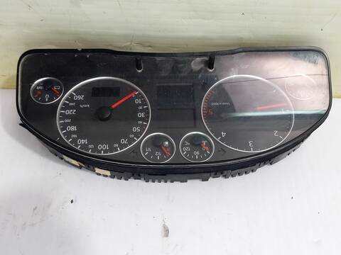 Cuadro de Instrumentos Audi A6 2.5 TDI QUATTRO AVANT 180CV 132KW