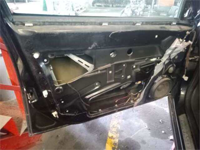 Foto 3ª: Puerta Delantera Izquierda Opel Astra 1.9 CDTI [Z 19 DT]