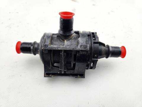 Foto 2ª: Bomba de Agua Fiat Talento L1H1 1 0T BASIS 119CV 88KW [M9RV710] (2020)