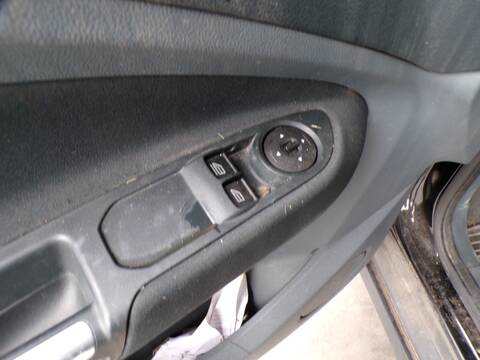 Botonera Elevalunas Ford C Max PNDA CB7)