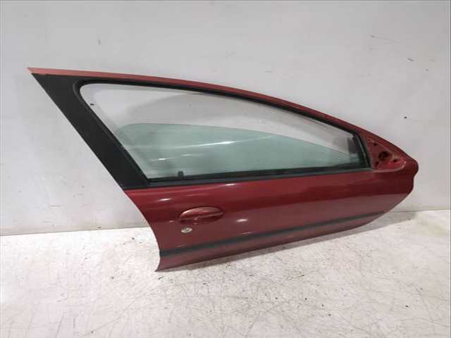Foto 3ª: Puerta Delantera Derecha Peugeot 206 1.4 HDI ECO 70 HATCHBACK 68CV 50KW [8HX (DV4TD),8HZ (DV4TD)] (2005)