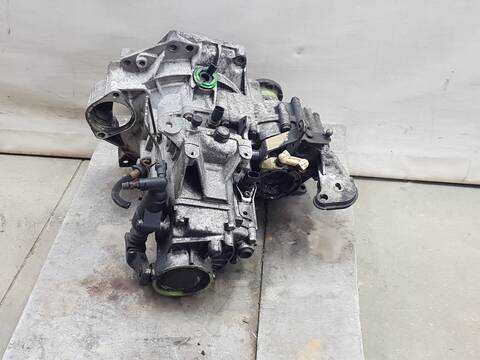 Foto 2ª: Caja Cambios Seat Ibiza STELLA (1999)