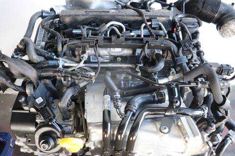 Foto 2ª: Motor Completo Volkswagen Golf EDITION BLUEMOTION TECH. 105CV 77KW [CLH] (2014)