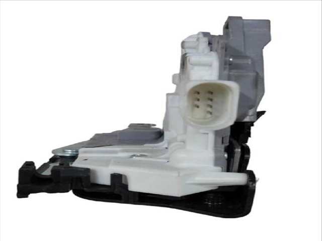 Foto 2ª: Cerradura Puerta Trasera Derecha Seat Altea 1.6 TDI (2006)