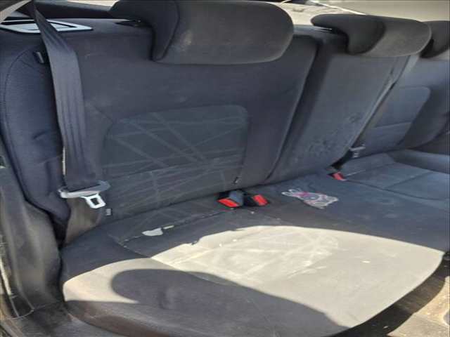 Asientos Traseros Kia Rio CONCEPT 86CV 63KW