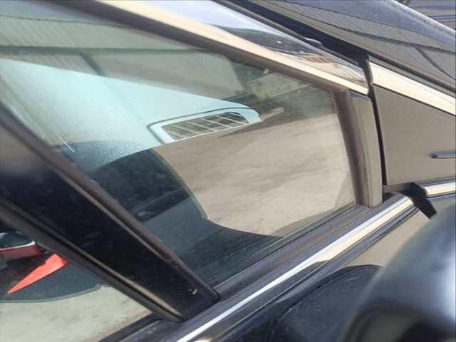 Luna Delantera Derecha Toyota Avensis EXECUTIVE 143CV 105KW